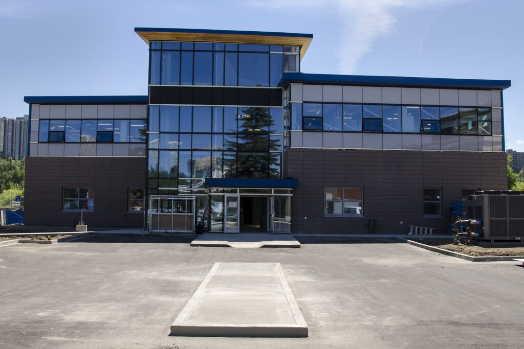 EPCOR Rossdale Water Quality Assurance Laboratory & Offices