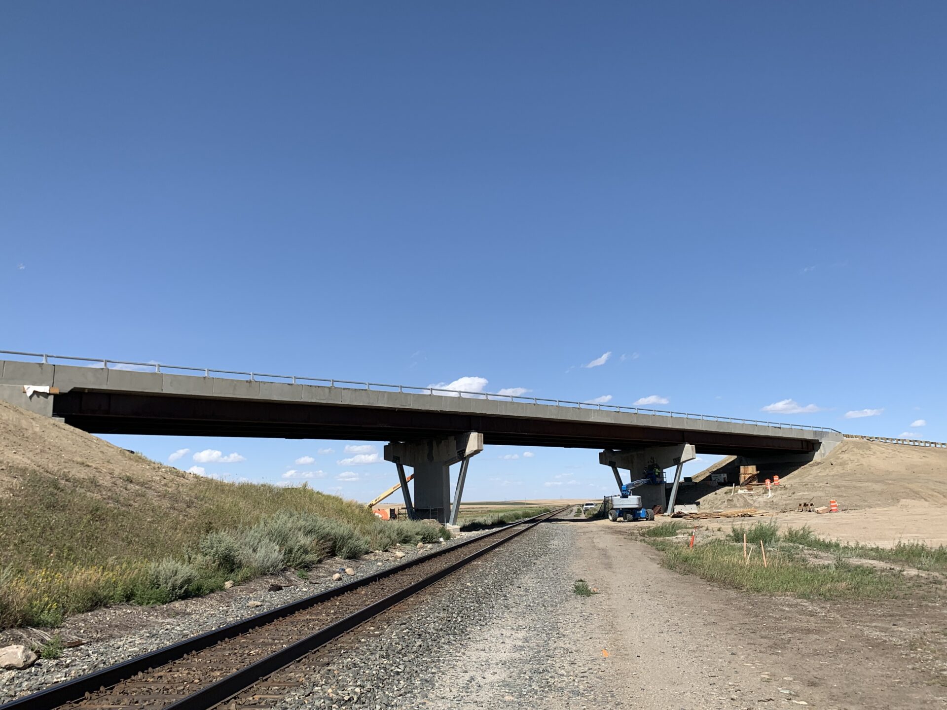 Construction of Two Overpasses on Highway 1